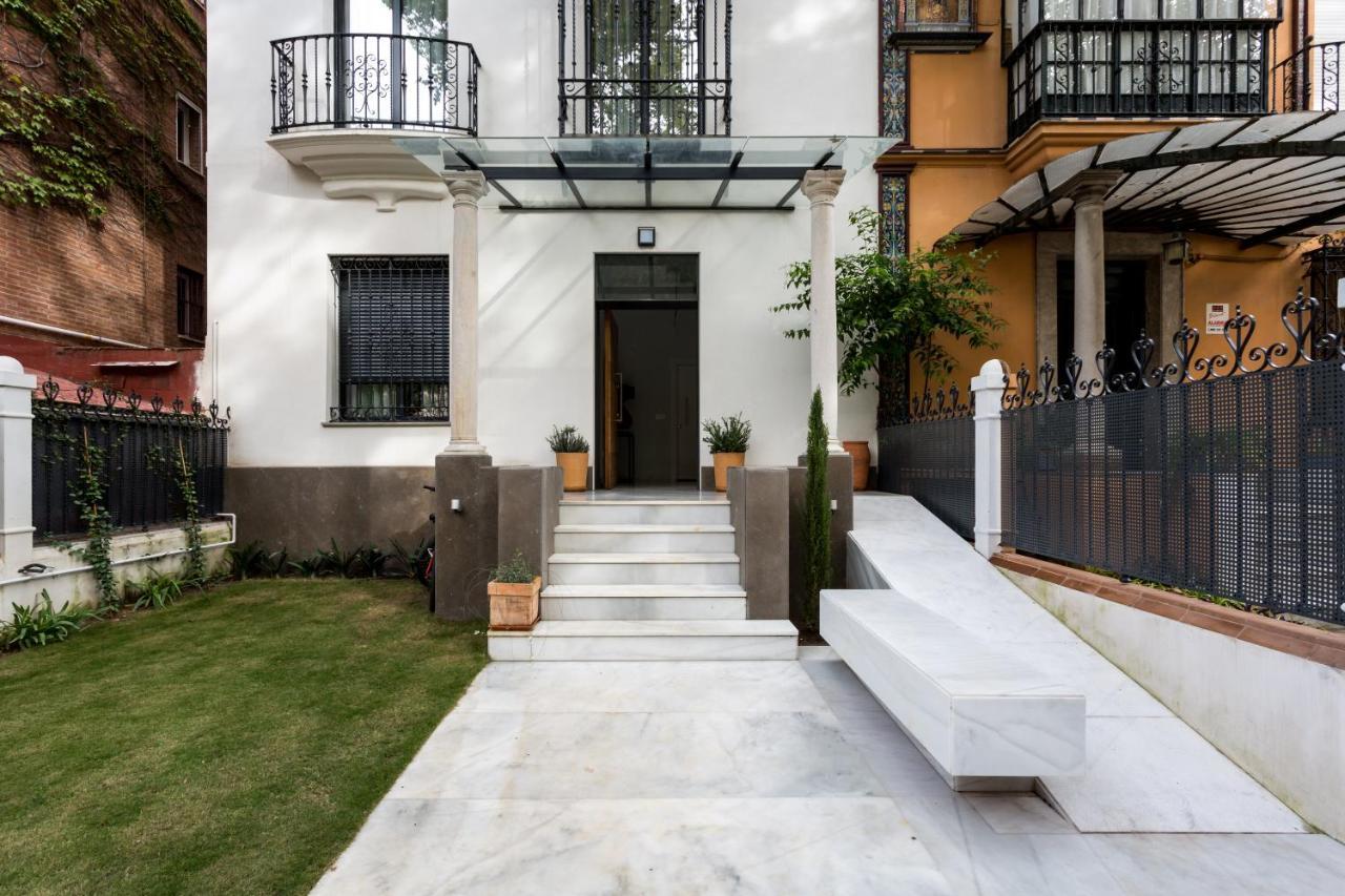 Apartamentos Rg Plaza De Espana Sevilha Exterior foto