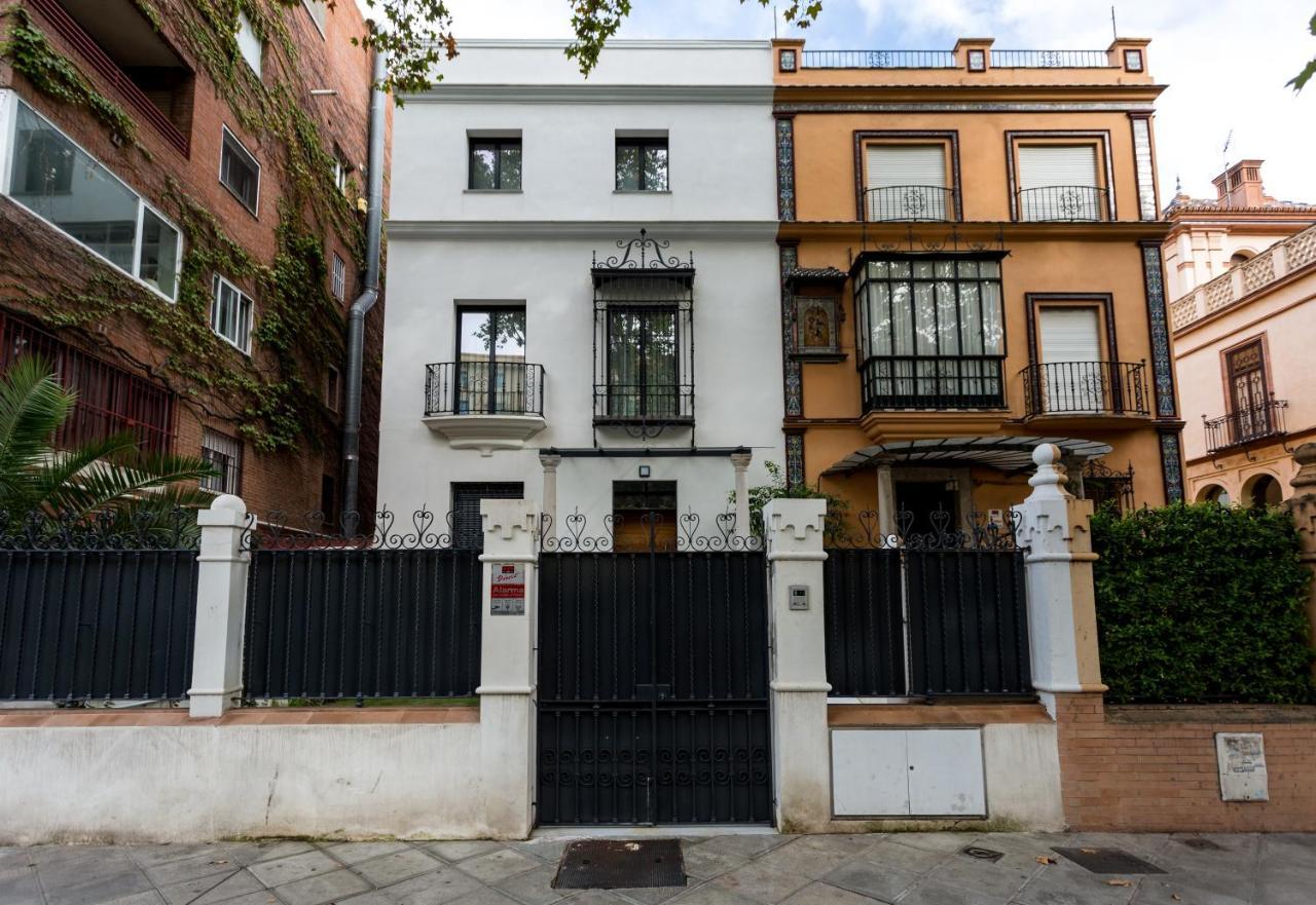 Apartamentos Rg Plaza De Espana Sevilha Exterior foto
